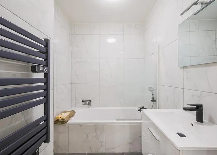 Le Diable Bleu 3 Bedrooms Climatisation 8 Couchages Daire Grenoble
