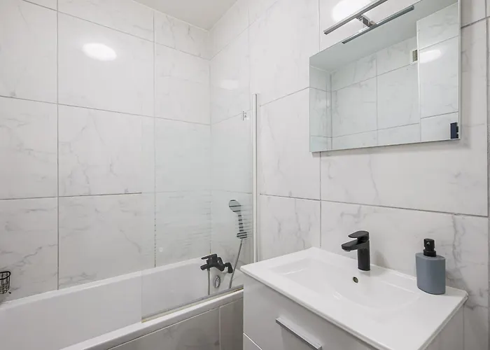 Le Diable Bleu 3 Bedrooms Climatisation 8 Couchages Grenoble