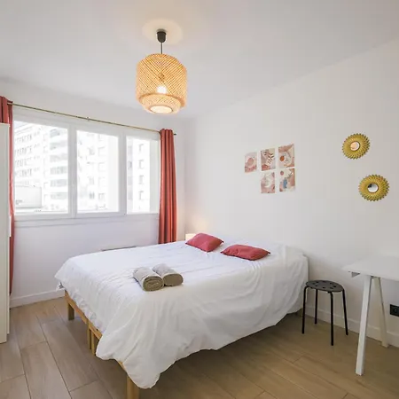 Le Diable Bleu 3 Bedrooms 8 Couchages Apartamento Grenoble